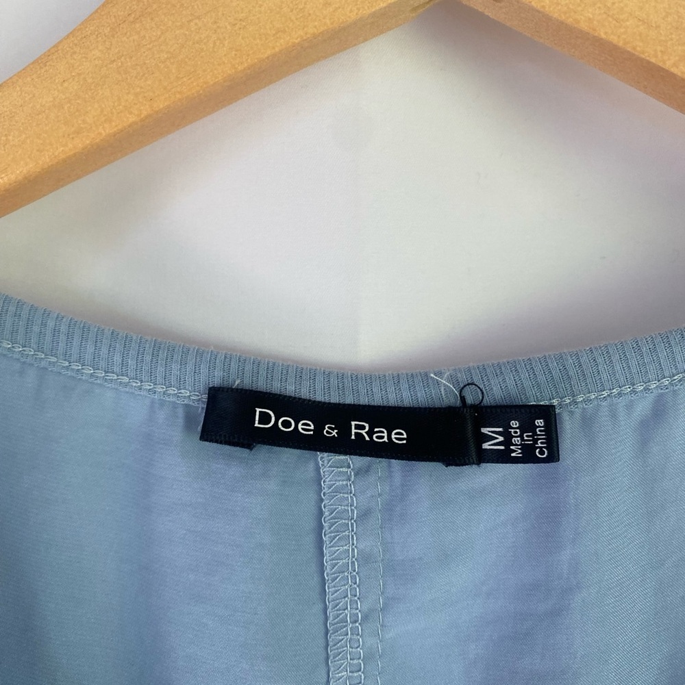 Doe & Rae Button Front Blouse Tank - Picture 4 of 5